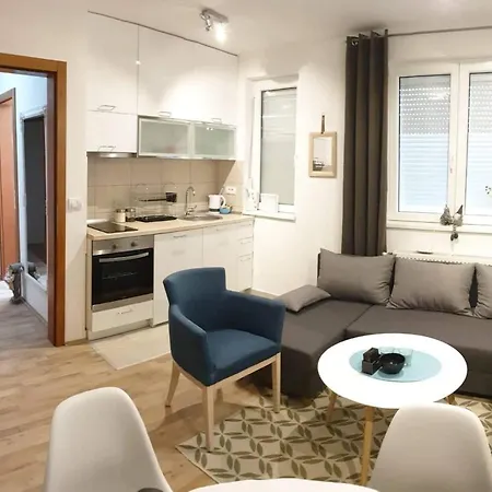 Beker Врнячка-Баня